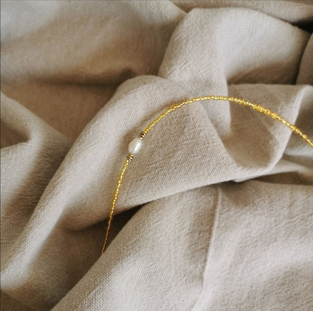 Gold Pearl Choker